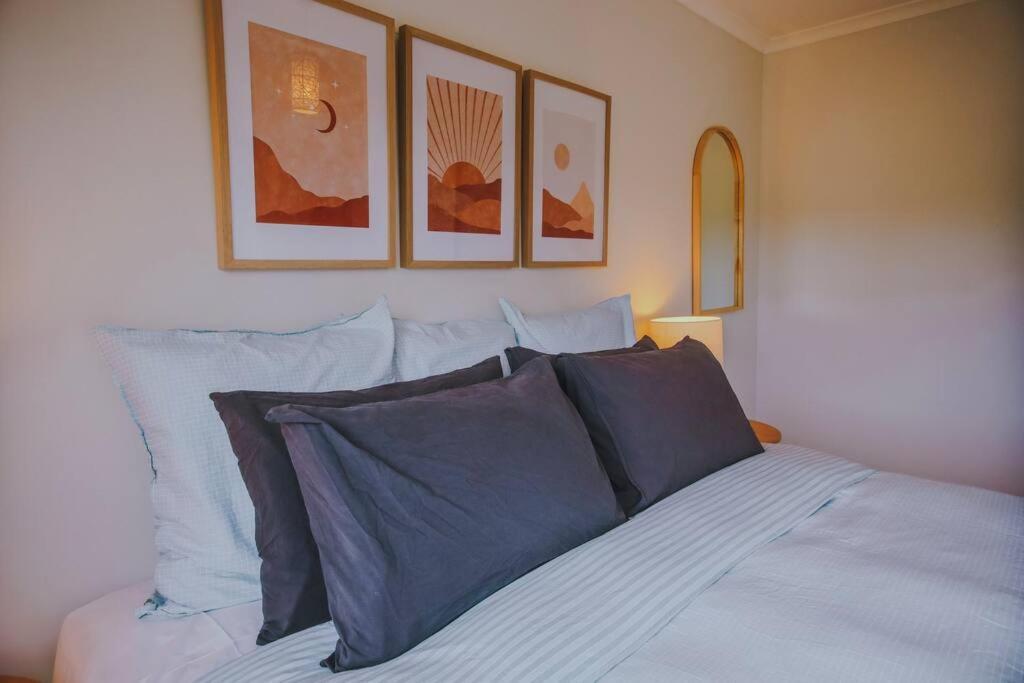 The Hangout King Beds Hammock Chairs With A View Port Campbell Luaran gambar