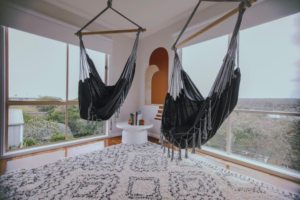 The Hangout King Beds Hammock Chairs With A View Port Campbell Luaran gambar